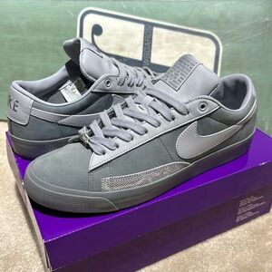 Nike SB Zoom Blazer Low QS FPAR Size 11